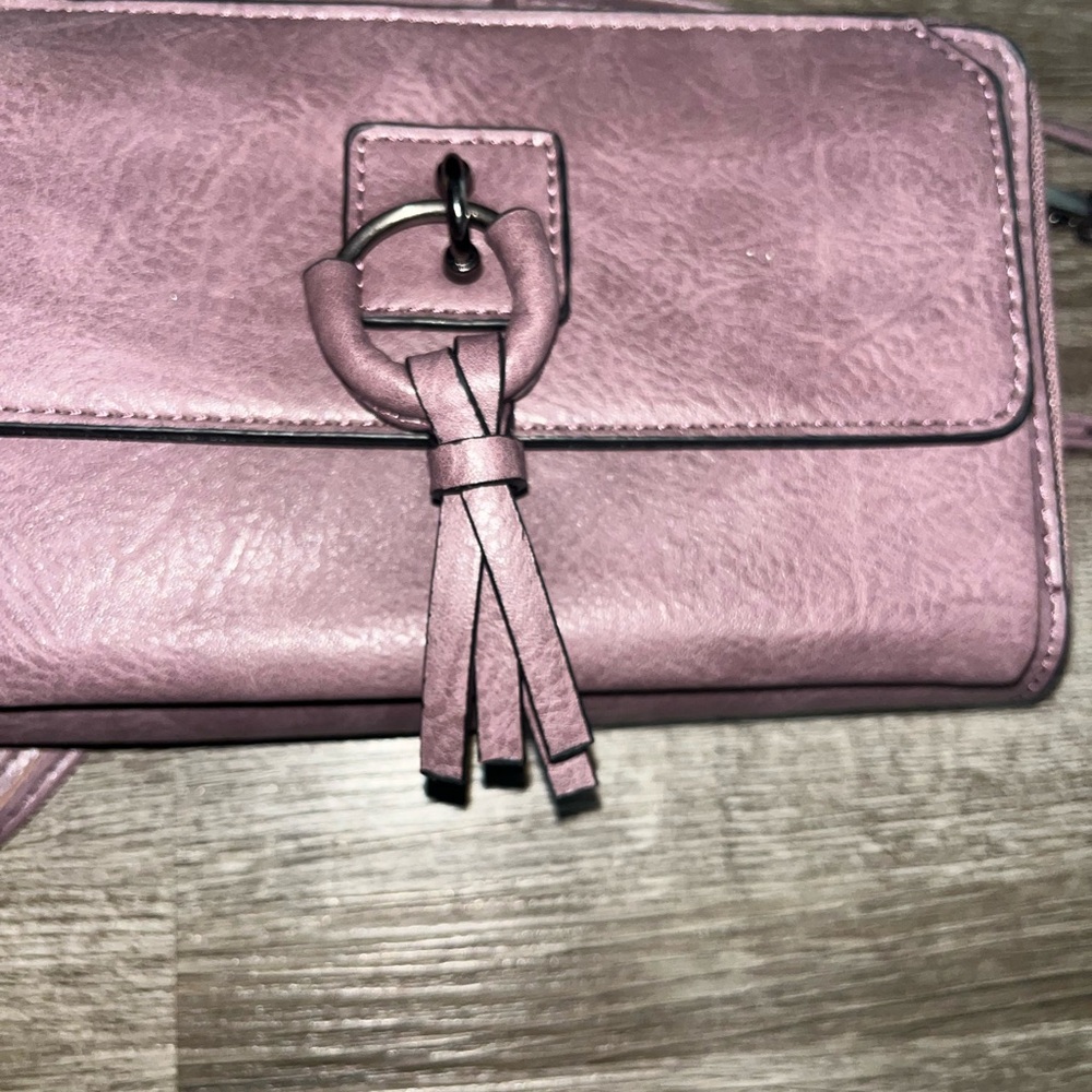 Elegant lavender Crossbody Bag - Picture 3 of 9